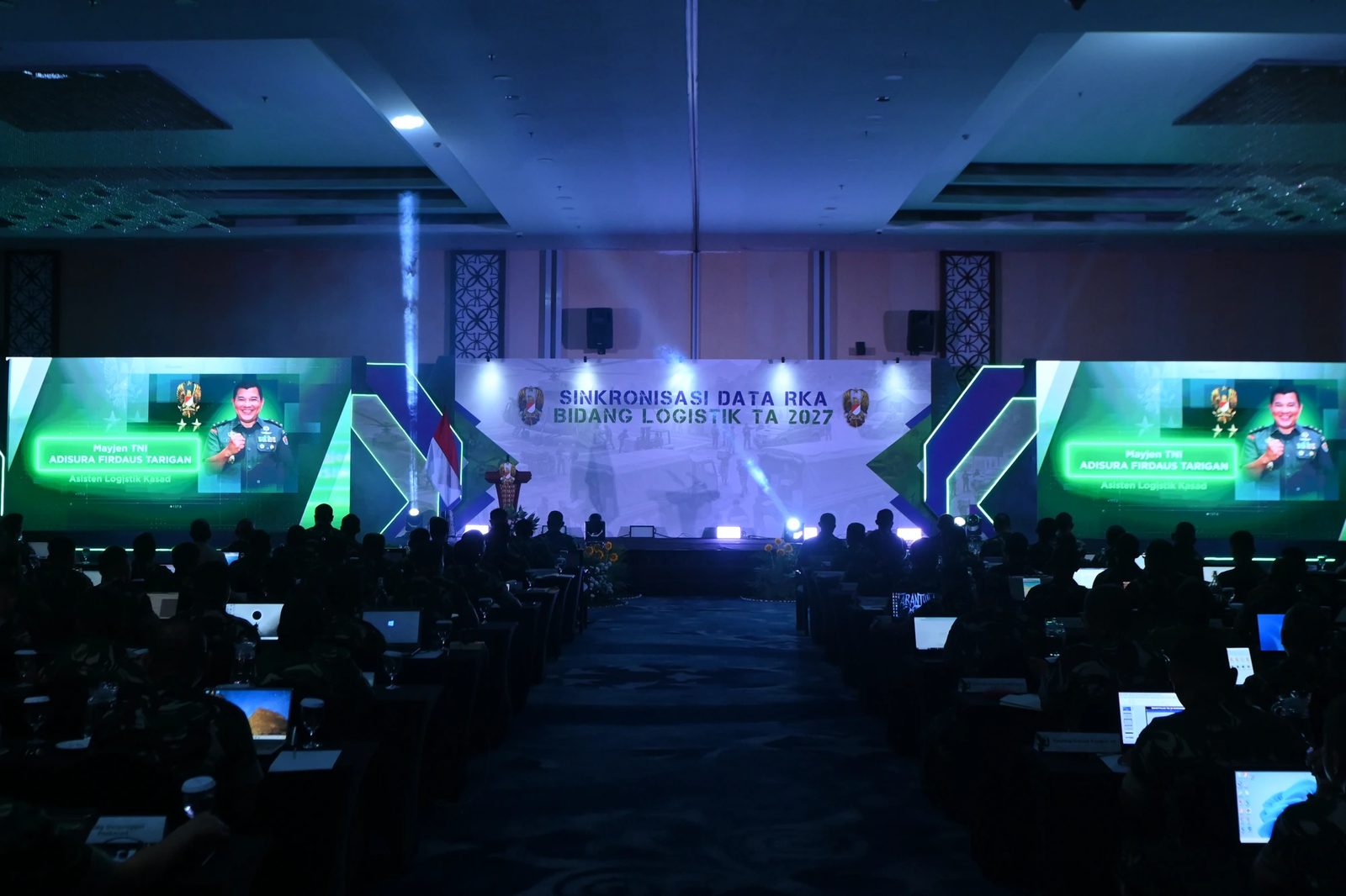 Desain panggung, LED & pencahayaan
